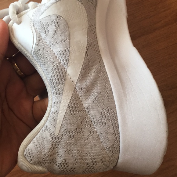 Nike Shoes - Picture 3 of 4